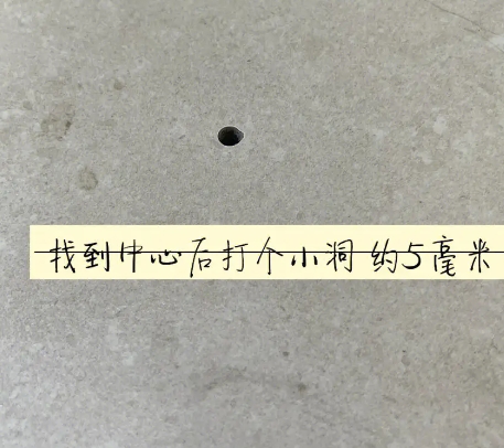 宁乡瓷砖空鼓维修公司专业解答在瓷砖铺贴过程中，如果砂料搅拌不均匀，将会带来以下问题
